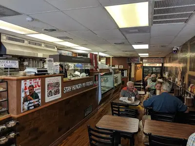 Pomperdale Famous New York Deli