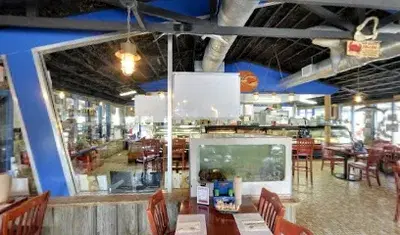 Walt's Fish Market Restaurant