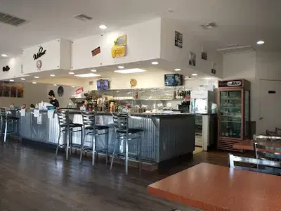 Grandpas grill & pub