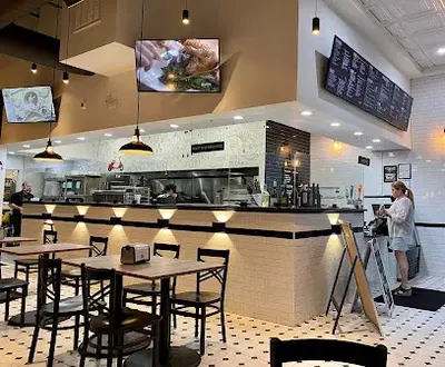 Santelli Pizza + Pasta