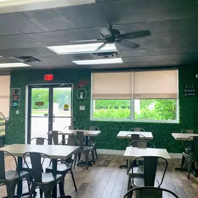 Las Brisas Coffee & Bakery
