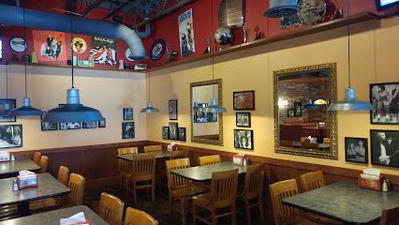 Fuddruckers