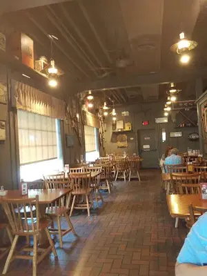 Cracker Barrel Old Country Store