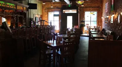 Olde Courthouse Tavern