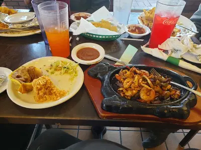 Rinconcito Azteca Bar & Grill