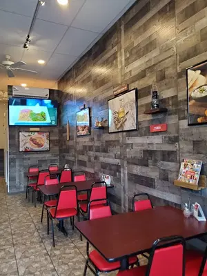 Mo's Gyro and Kabob
