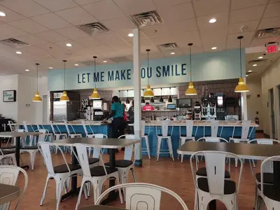 Eggs Up Grill
