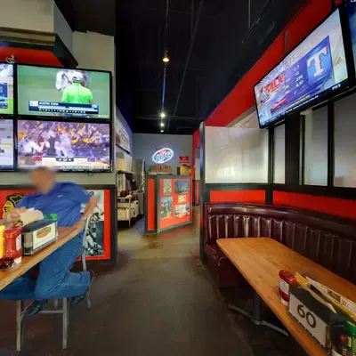 Chicago Pizza & Sports Grille