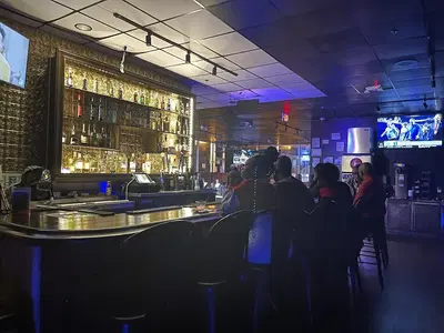 Bar At Dickeys