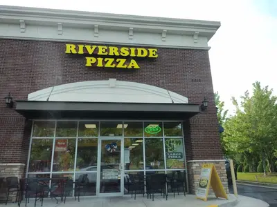 Riverside Pizza