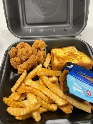Zaxby's Chicken Fingers & Buffalo Wings
