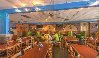 Marisquería Playa Azul Seafood & Grill