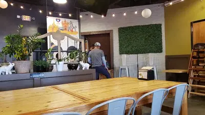 Snackboxe Bistro