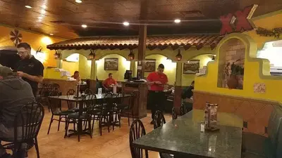Los Bravos Mexican Restaurant Woodstock