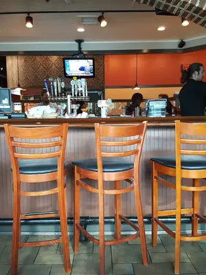 O'Charley's Restaurant & Bar