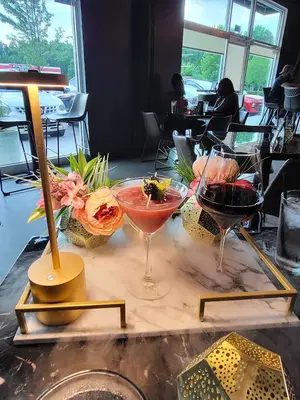 Table25 Fork + Wine