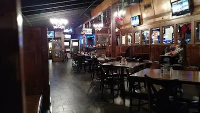 Varners Restaurant & Tavern