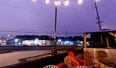 Delkwood Grill