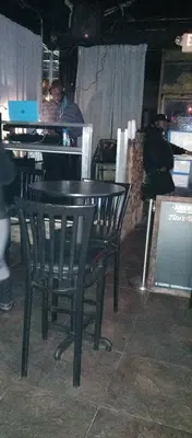 Zanza Bar &Grill