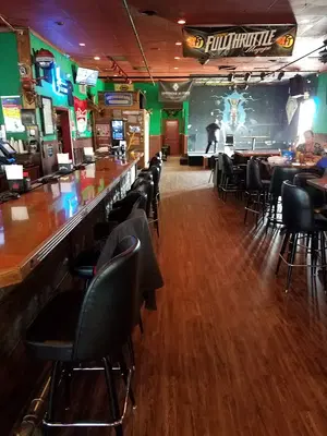 Motorheads Bar and Grill