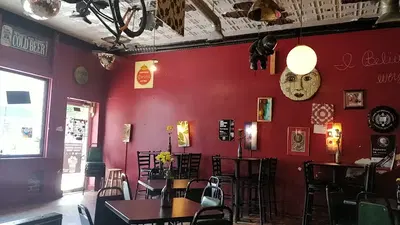 Alley Cat Restaurant & Bar