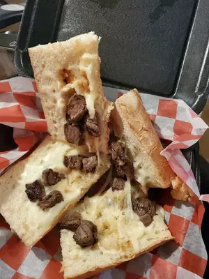 Sammy's Midnite Bar & Grill