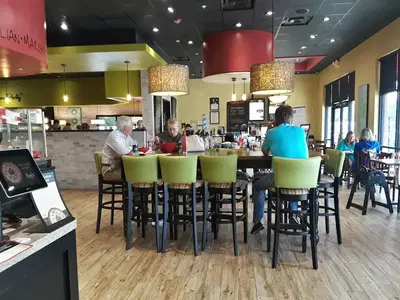 Newk's Eatery