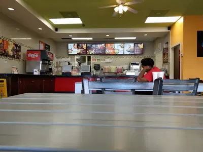7 Star Wings Restaurant