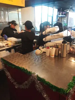 Kenny's Cafe