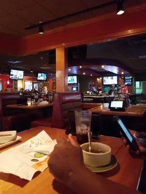 Applebee's Grill + Bar