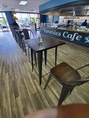Yummies Cafe
