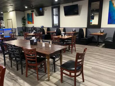 Los Amigos Latin Bar & Grill