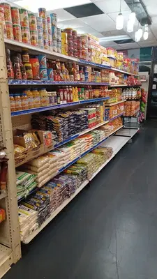 Makayla's food Mart LLC (Pupusería y Taqueria)