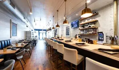 Mac's Raw Bar & Market