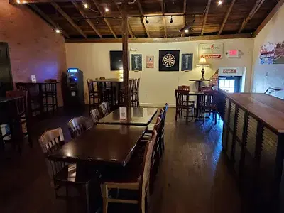 Center Street Tavern