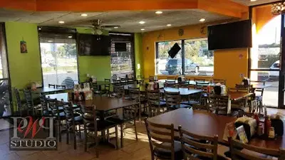 El paisano Mexican restaurant & Taqueria