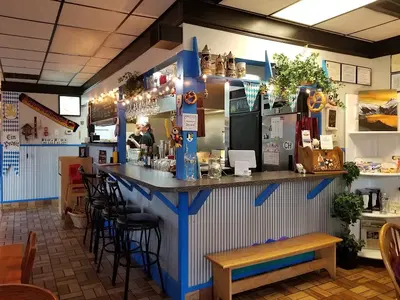 Reens' Bratzeit & Biergarten