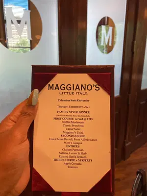 Boogalou Restaurant & Lounge