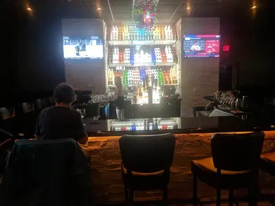 Tavern 180