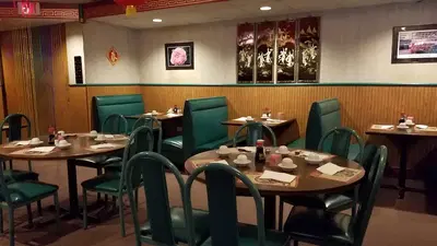 Golden Wok Chinese Restaurant