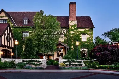 Deer Path Inn