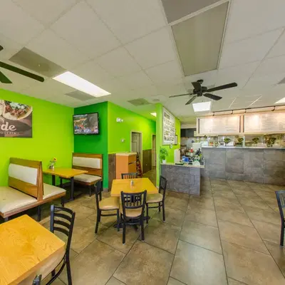Salsa Verde Restaurant