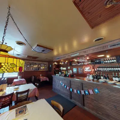 Danelli's Pizzeria & Italian Restaurant