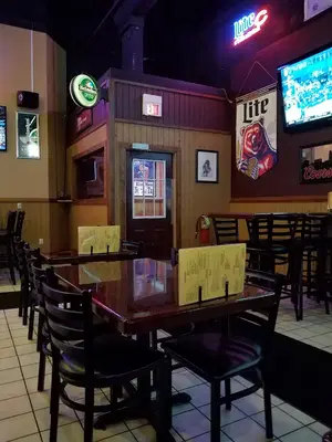 Poor Boy's Pub
