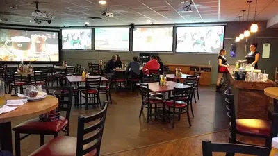 Mike & Denise's Pizzeria & Pub
