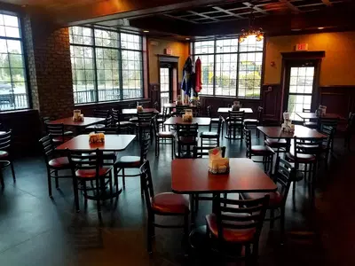 Illinois Bar & Grill