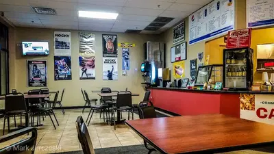 Mama D's