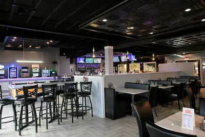Q Bar & Grill