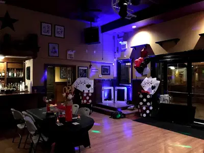 HMD Bar and Grill