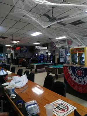 J's Sports Bar & Grill